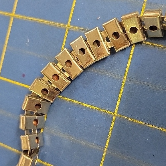 Watch Band Necklace 15" + 3" Extender - Picture 4 of 4